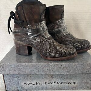 Brand New Freebird Women's Casey in Blue Multi Snake Ankle Boots